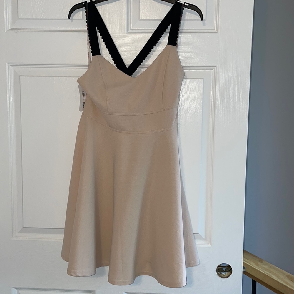 DressUp cross back dress L cream color black straps side zipper.